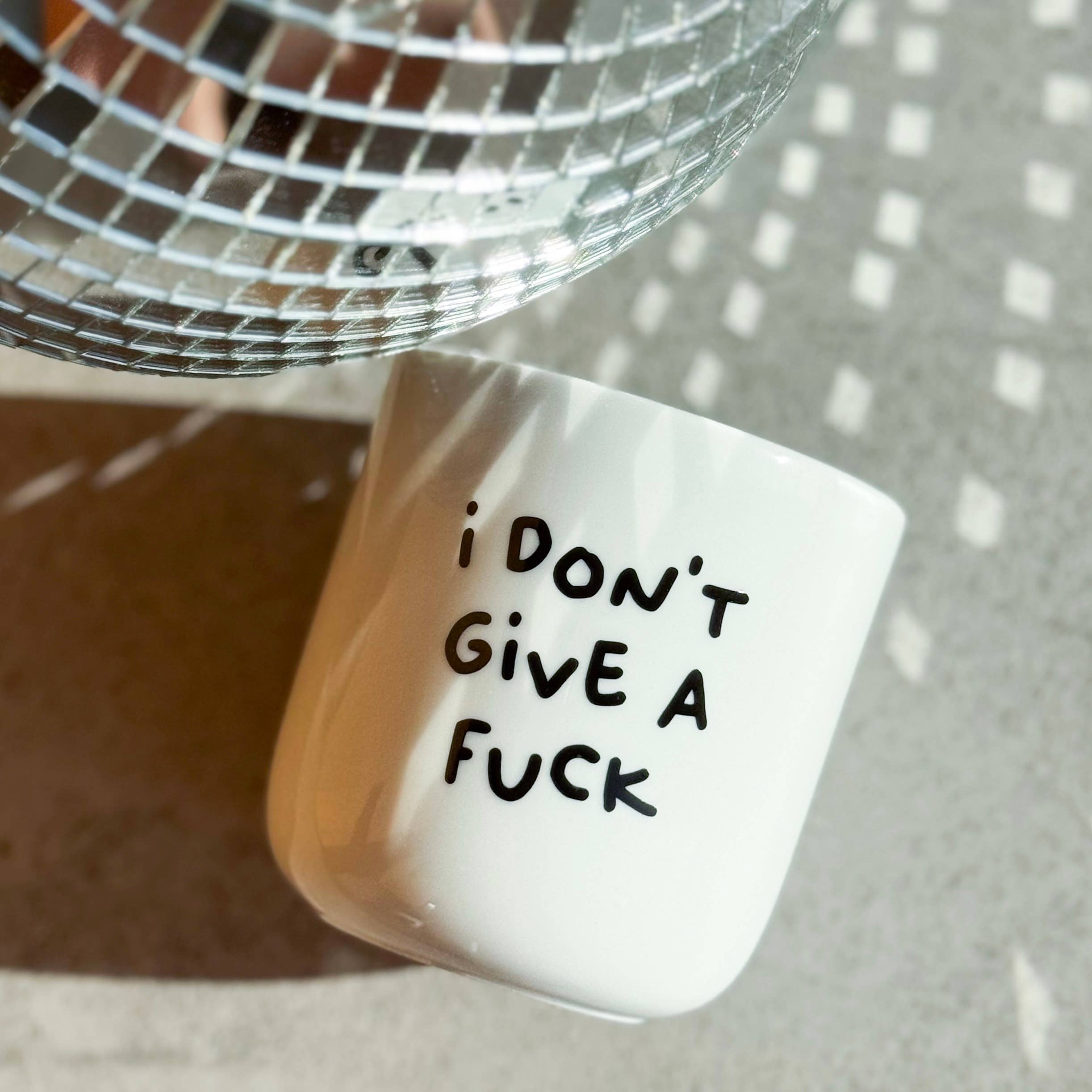 Porzellanbecher „I don’t give a fuck“