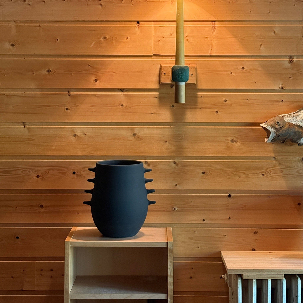 Vase Banasa - Matt Schwarz